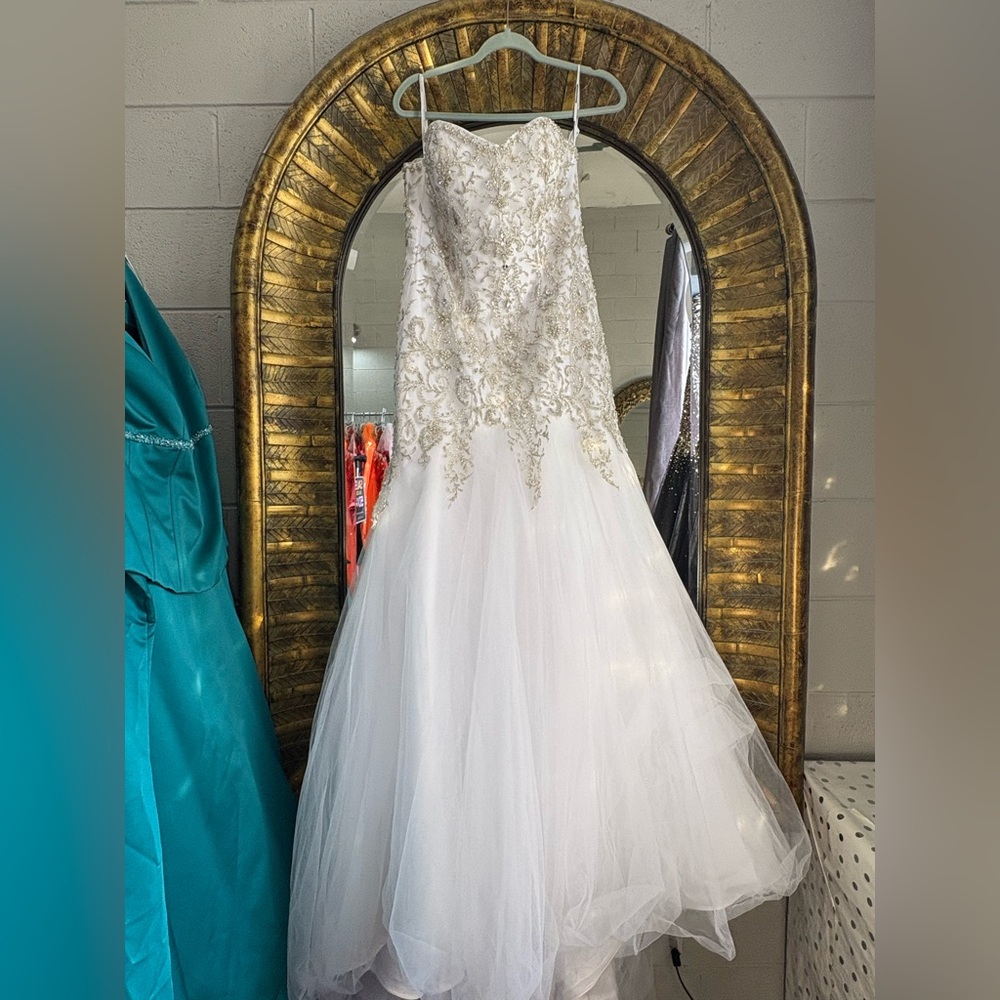 Elegant Strapless Gown